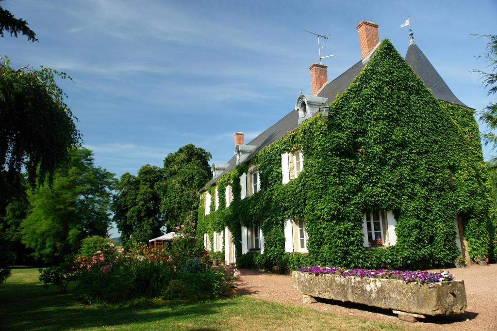 Chambres D'Hotes - Domaine Des Perrieres Crux-la-Ville Luaran gambar